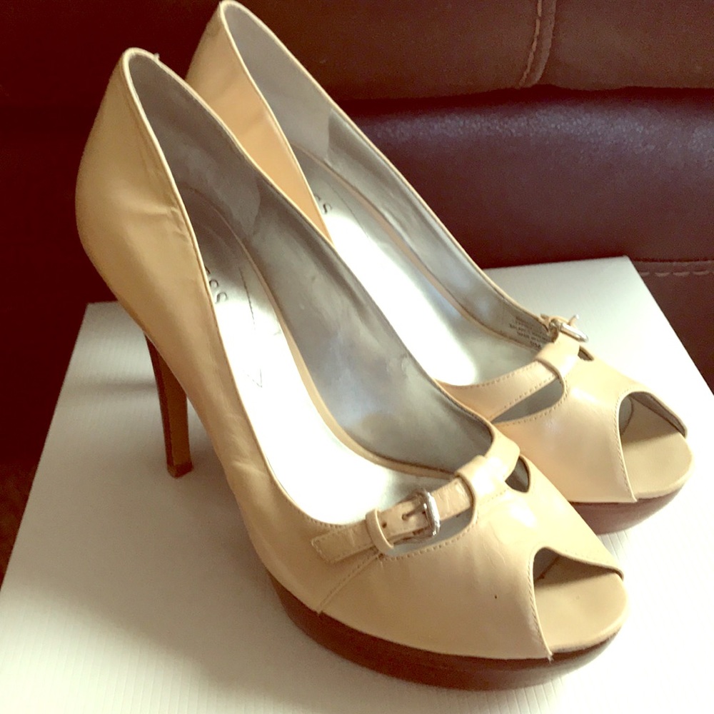 Guess heels